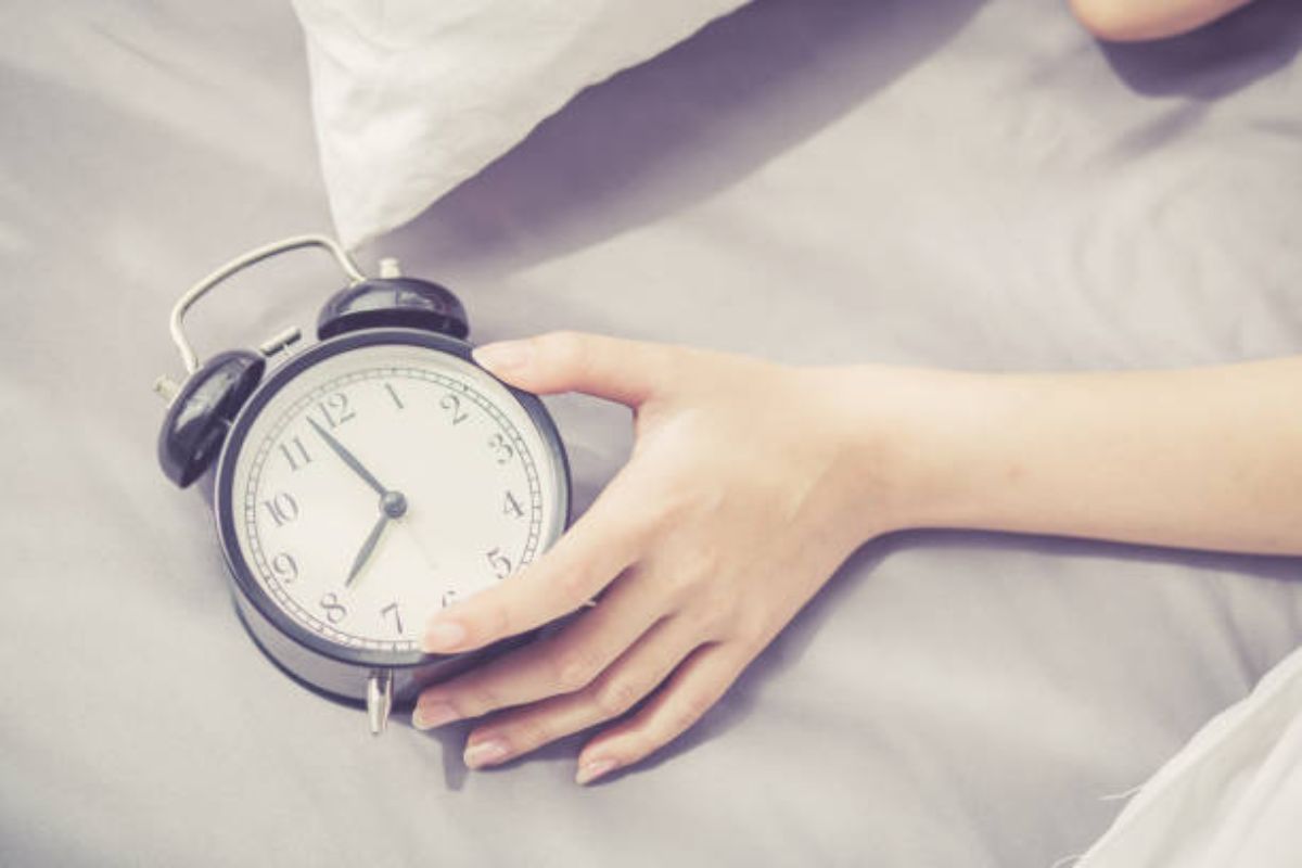 تعديل الساعة البيولوجية للنوم